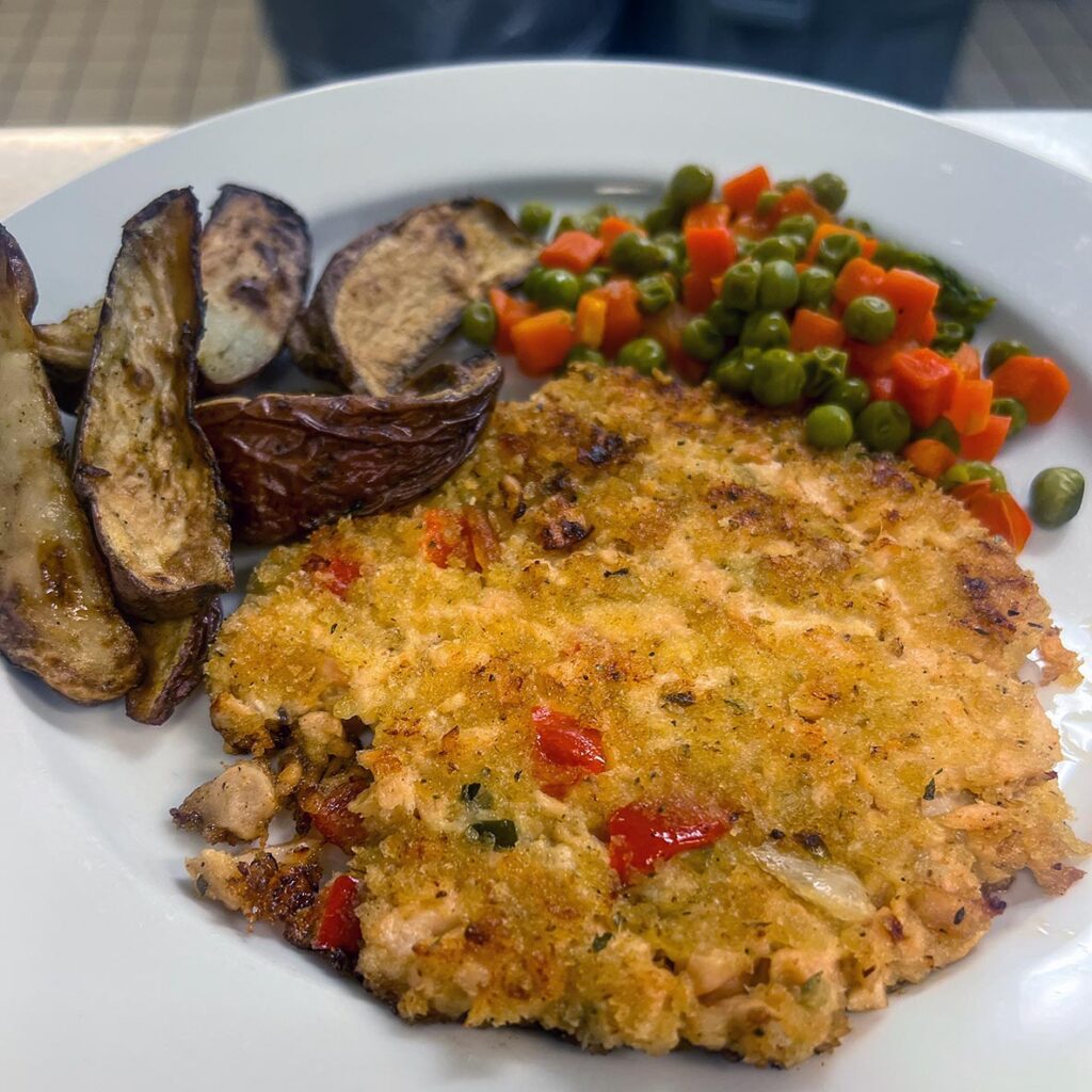 A chef-prepared, savory meal made with fresh ingredients at The Parkway Senior Living.